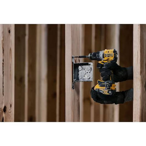 Dewalt DCD800P1 20V MAX* XR® Brushless Cordless Drill/Driver Kit